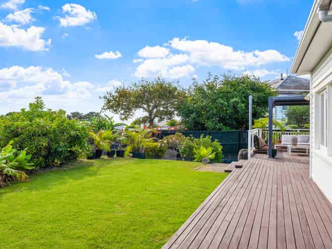 22 Sunrise Boulevard, Snells Beach