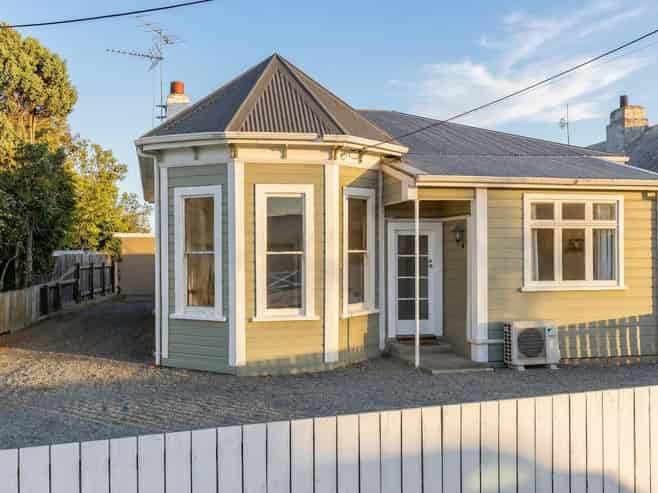 107 Lincoln Road, Masterton