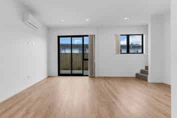 Auckland - Address withheld