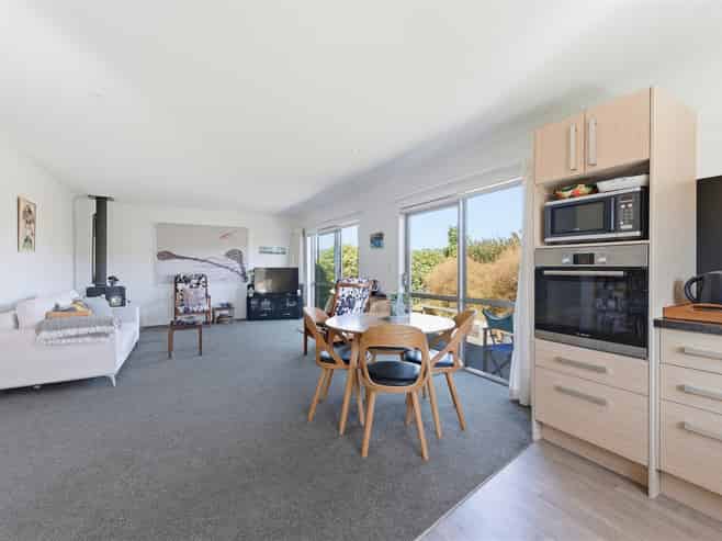 12 McDonald Place, Collingwood