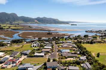 12 McDonald Place, Collingwood