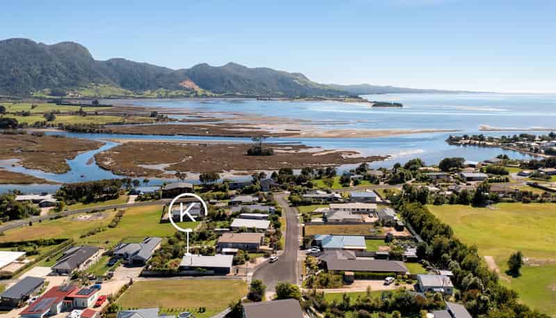 12 McDonald Place, Collingwood