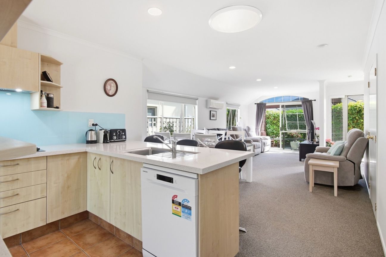Location, Lifestyle & Low Maintenance - Aanzicht 4