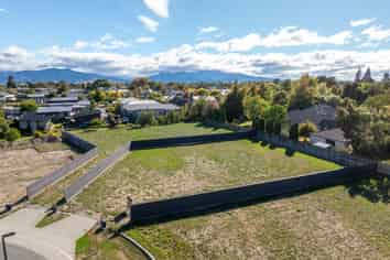 17 Bartletts Green, Springlands