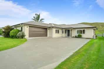 100 Hamilton Drive, Wainui
