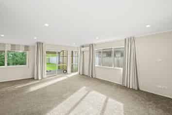 100 Hamilton Drive, Wainui