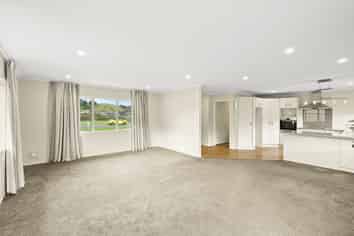 100 Hamilton Drive, Wainui