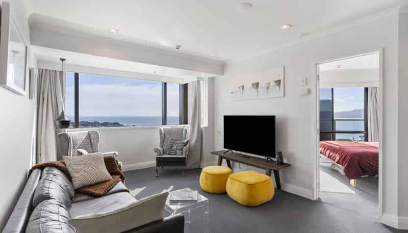 9-17 Byron Avenue, Takapuna