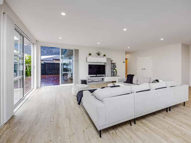 17 Toropapa Close, Takanini