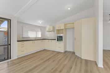 21 Morgan Crescent, Levin