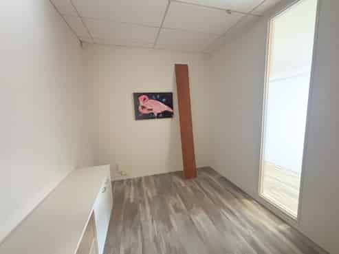 Multi use space with prime street frontage