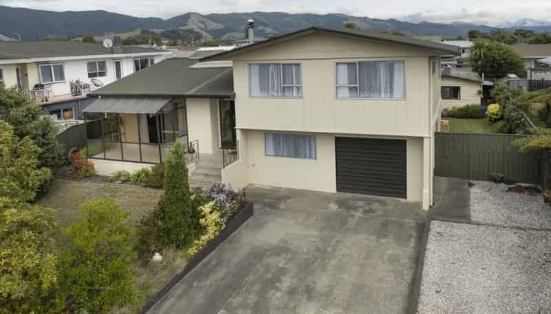 11 Hereford Street, Stoke