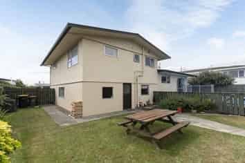 11 Hereford Street, Stoke