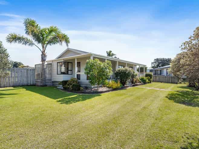 16 Holland Close, Pauanui