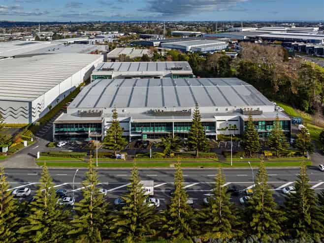CBRE | High-Profile Warehouse & Office Facility