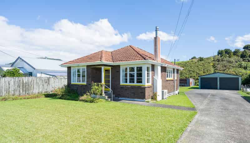 63 Valley Road, Hikurangi