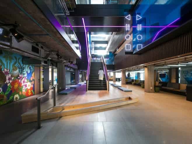 Plug & play perfection with large outdoor terrace