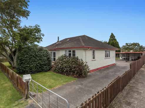 82 Goring Street, Opotiki