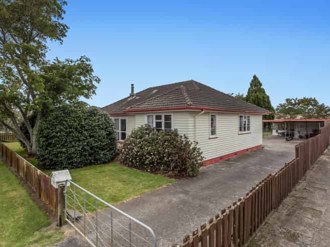 82 Goring Street, Opotiki