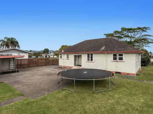 82 Goring Street, Opotiki