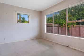 42 Landscape Road, Papatoetoe