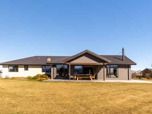 11 Temple Drive, TWIZEL