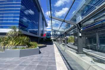 Premium Quality First Floor Office 583 sqm 