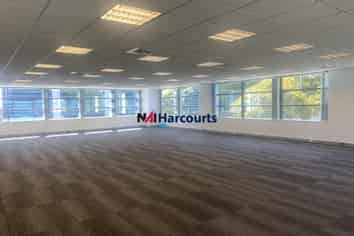 360 sqm Level 2 Top Quality Office 