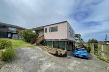 11 Ripiro Drive, Baylys Beach