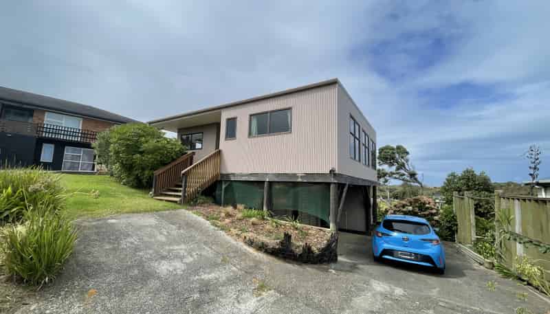 11 Ripiro Drive, Baylys Beach