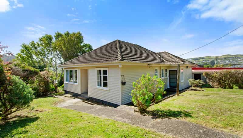 36 The Drive, Tawa