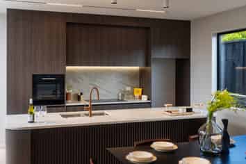 2/4 Norrie Avenue, Mount Albert