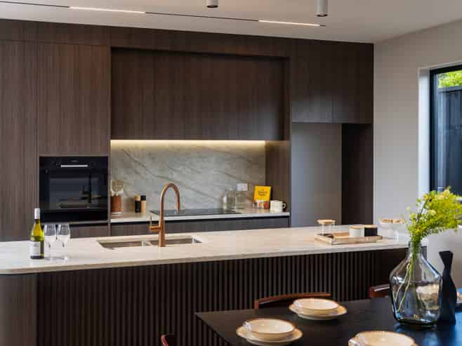 2/4 Norrie Avenue, Mount Albert