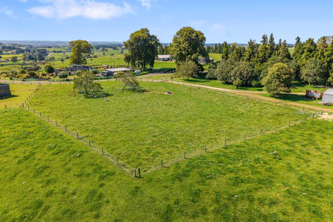 Picturesque views with endless potential - View 2