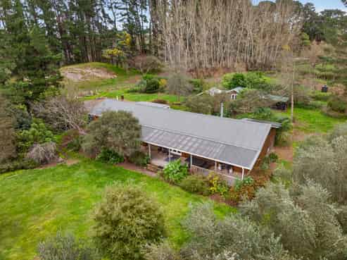 1001 Kahutara Road, Kahutara