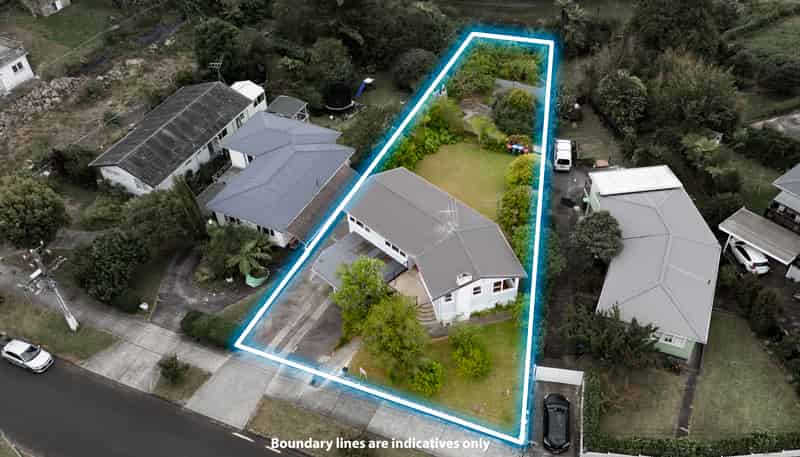 74 & 74A Methuen Road, New Windsor