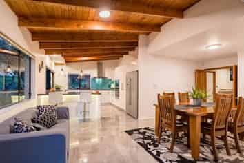 12 Twin Wharf Road, Herald Island