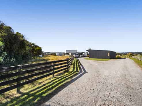 354 Paraite Road, Paraite