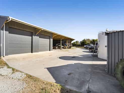 354 Paraite Road, Paraite