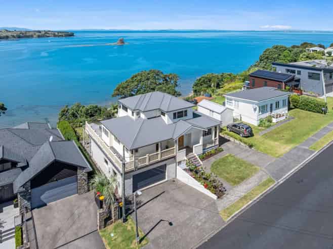 91 Tiri Road, Tindalls Beach