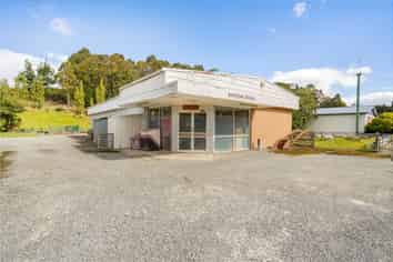 30 and 32 Level Street, Dipton