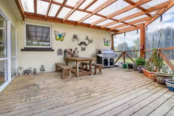 30 and 32 Level Street, Dipton