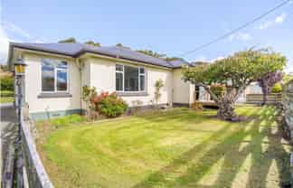 30 and 32 Level Street, Dipton