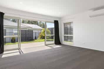 4 Bastille Court, Rangatira Park