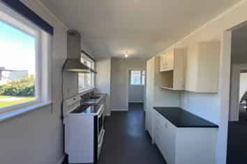 20 Dunstan Street, Otaki