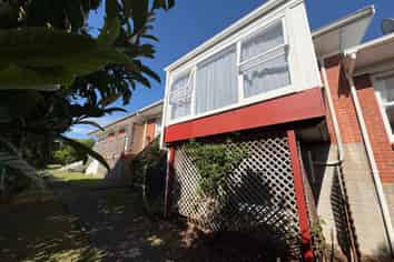 3/4 Penzance Road, Mairangi Bay