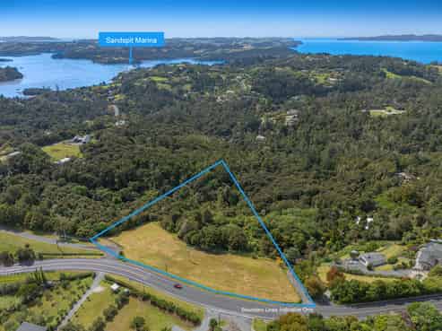 25 Mahurangi East Road, Sandspit