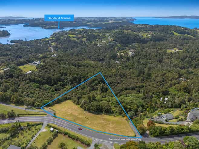 25 Mahurangi East Road, Sandspit