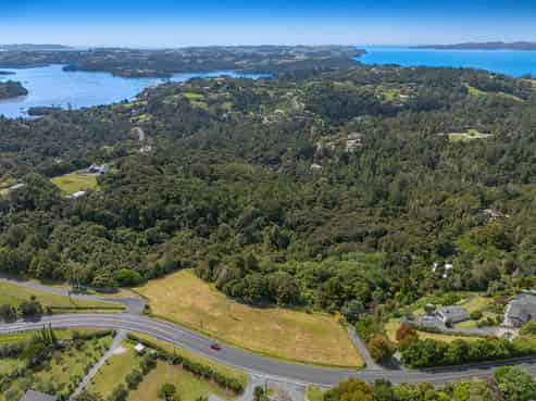 25 Mahurangi East Road, Sandspit