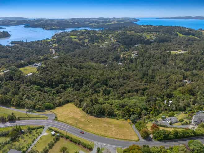 25 Mahurangi East Road, Sandspit